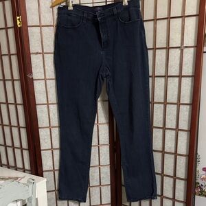 NYDJ Skinny Dark Blue Ankle Jeans Waist 34 inches Inseam 29’inches